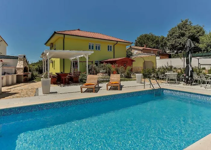 Apartments Dora Victoria Dream